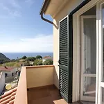 Διαμέρισμα Bougainvillea Primo Piano - Goelba Zanca