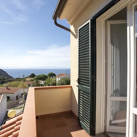 Apartament Bougainvillea Primo Piano - Goelba Zanca