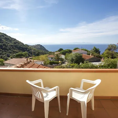 Apartament Bougainvillea Primo Piano - Goelba *
