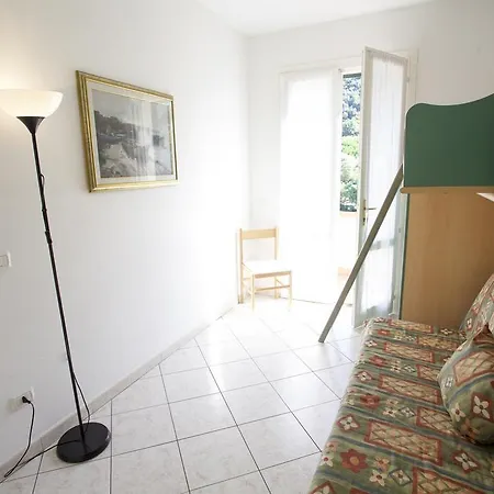Apartament Bougainvillea Primo Piano - Goelba