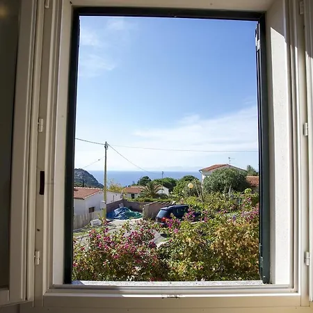 Apartament Bougainvillea Primo Piano - Goelba Zanca