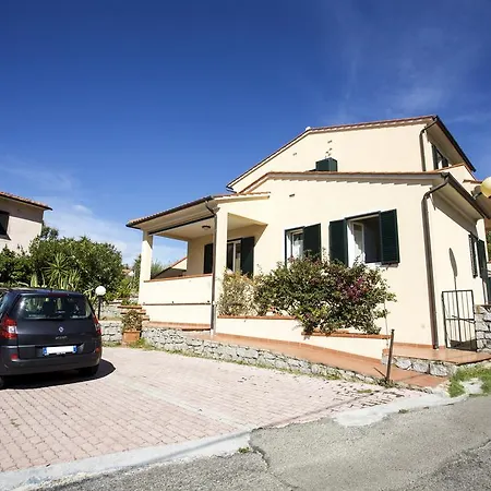 Apartament Bougainvillea Primo Piano - Goelba *